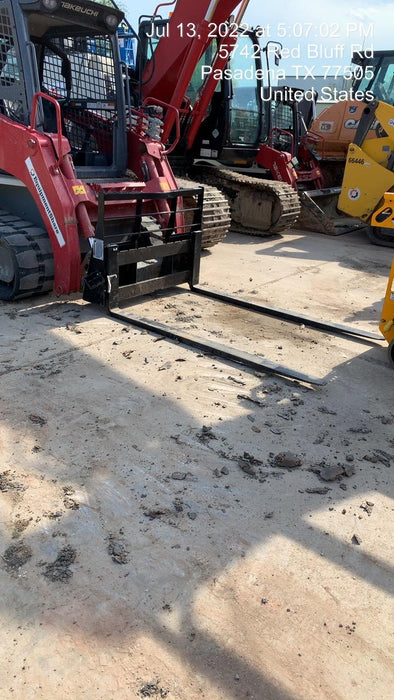 2022 ARROW MATERIAL HANDLING 60" Pallet Forks - Arrow