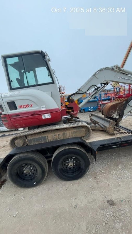 2022 LOADTRAIL Tilt-Deck Rental Trailer