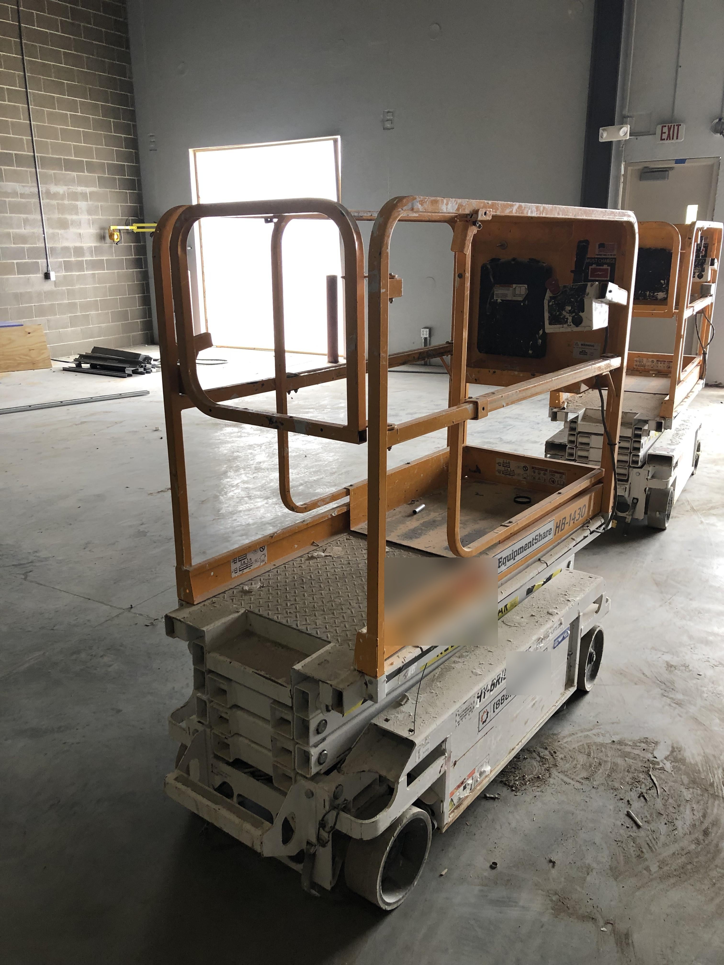 Custom Equipment HB-1430 <ul>
 <li>Hy-Brid Scissor Lift</li>
  <li>Platform capacity up to 670 lbs.</li>
  <li>Working height up to 20 ft</li>
  <li>Weighs under 1,700 lbs.</li>
  <li>Non-marking wheels </li>
</ul>