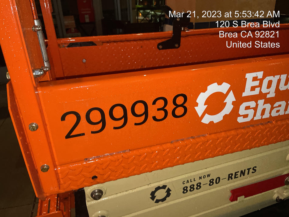 2023 JLG ES1932