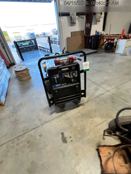 2019 Miller Electric BOBCAT 250 Standard w/Running Gear, Bracket, Hose