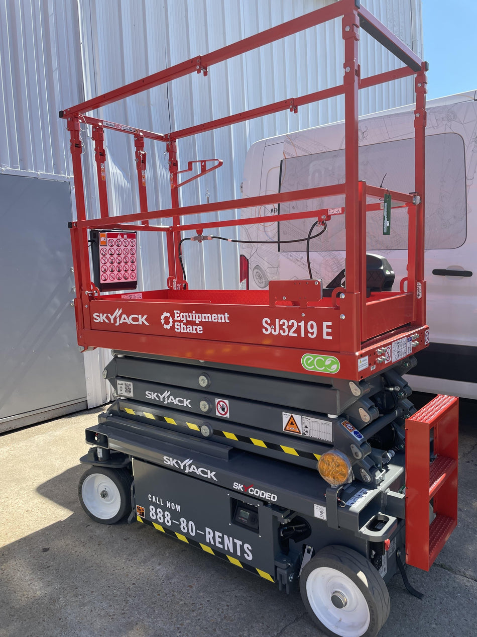 2024 Skyjack SJ3219 Electric Drive, Sld NM Tires, DBcns, RFRails, Power to Platform, T3 + Access Control