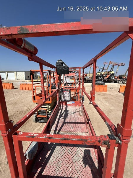 2020 Skyjack SJIII-3219 Solid NM Tires, Half height spring hinged entry gate, Dual Beacons, 800W Inverter