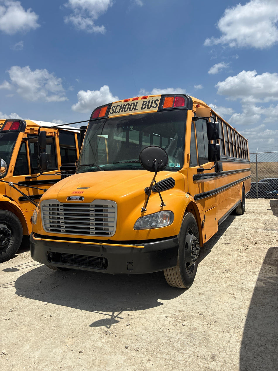 2014 FREIGHTLINER Thomas 72 Passenger Bus