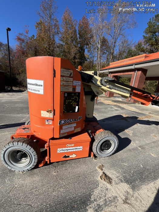 2019 JLG E300AJP