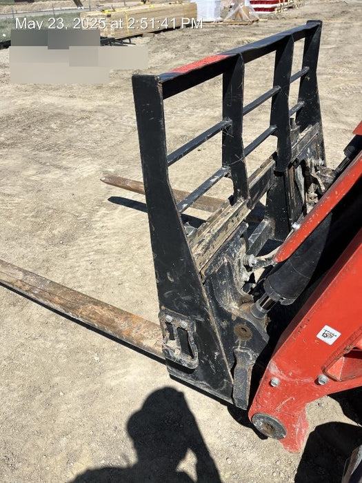 2022 ARROW MATERIAL HANDLING 72" Pallet Forks - Arrow