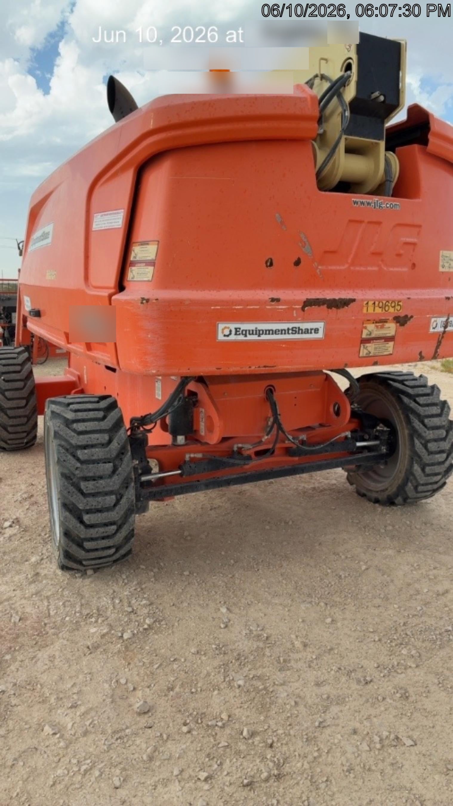 2021 JLG 660SJ