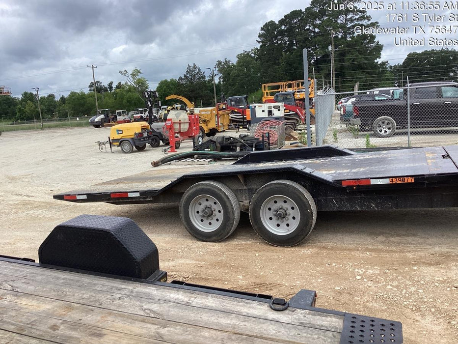 2024 TEXAS PRIDE TRAILERS 21' Lowboy Gravity Tilt Bed 14K Bumper Pull Trailer