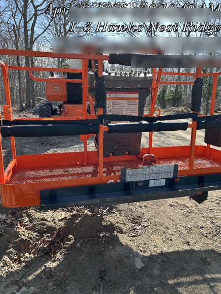 2020 JLG 800AJ