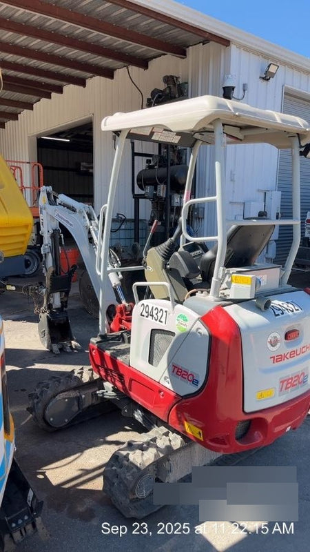 2023 TAKEUCHI TB20e