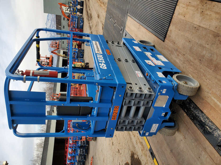 2019 Genie GS-1930 Fixed rails with chain Entry
