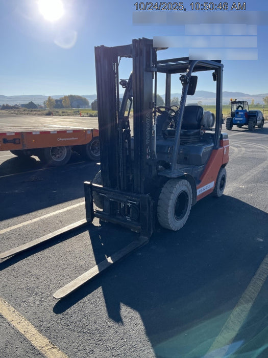 2022 TOYOTA 50-8FGU25