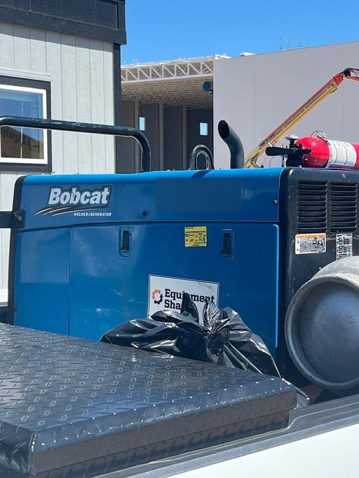 2019 Miller Electric BOBCAT 250 951600 PKG-250 amp Propane Welder, Standard w/Running Gear, Bracket, Hose"250 amp Propane Welder, Standard w/Running Gear, Bracket, Hose