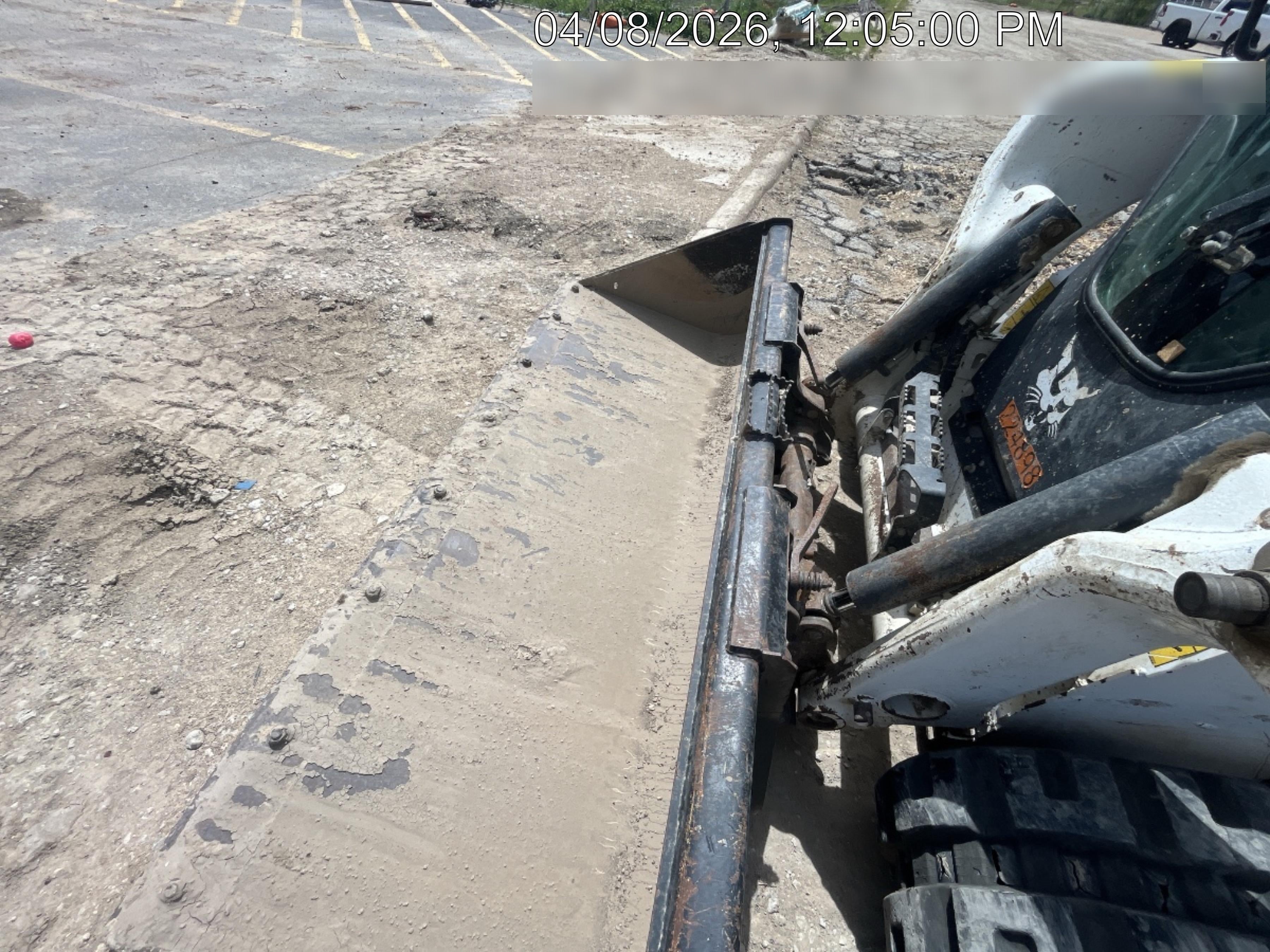 2019 Takeuchi TL8 Cab/Heat/AC, Back-up Alarm, Hydraulic QC 76" HD Bucket with smooth bolt-on edge