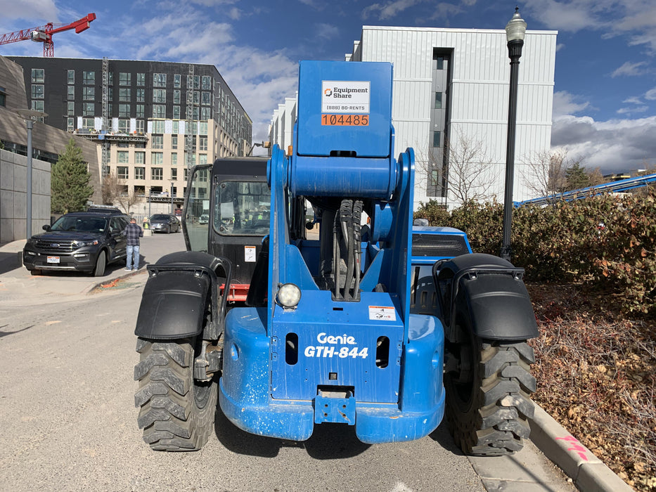 2020 GENIE GTH-844