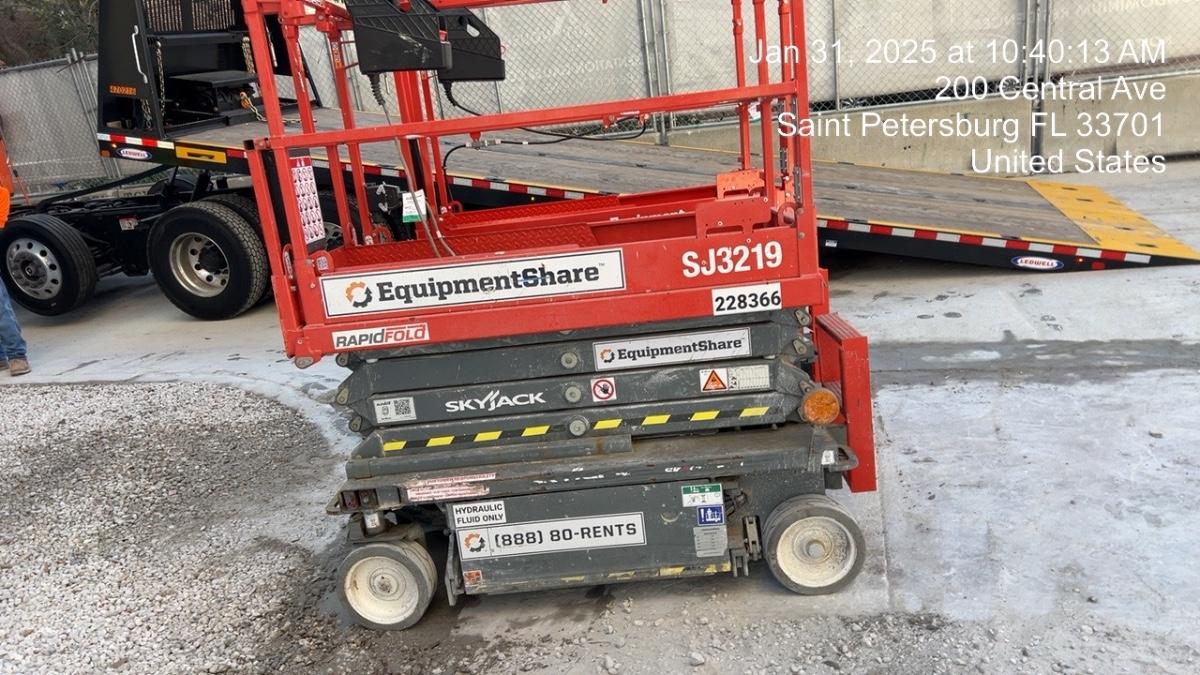 2024 Skyjack SJ3219 Electric Drive, Sld NM Tires, DBcns, RFRails, Power to Platform, T3 + Access Control