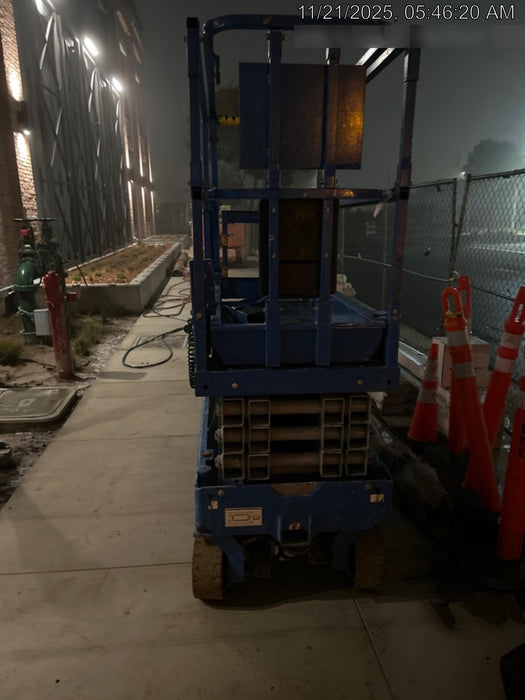 2020 Genie GS-1930 Solid Non Marking Tires, Beacon, Folding rails with half height swing gate, 800W Inverter