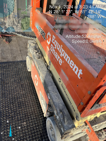 2022 JLG ES1330L
