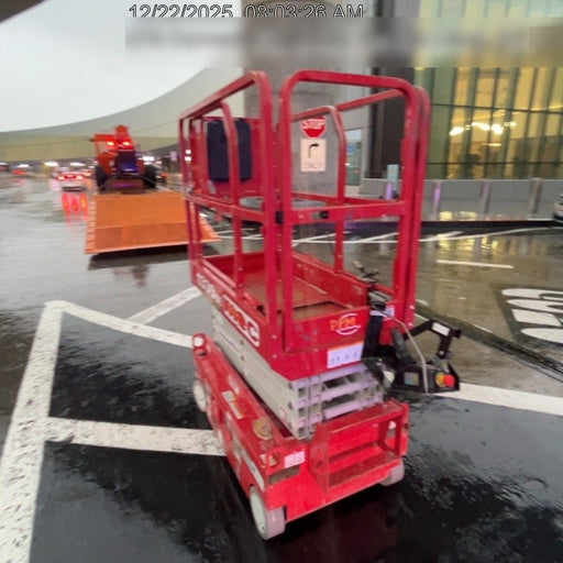 2020 MEC 1330SE Solid NM Tires, Steel Swing out Doors, LCS, Beacon, 900W Inverter