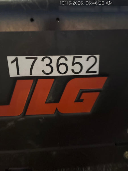 2021 JLG 1732