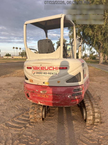 2021 TAKEUCHI TB235-2R