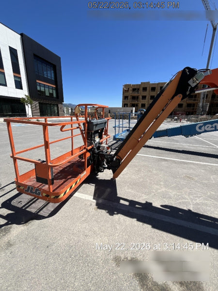 2022 JLG 660SJ