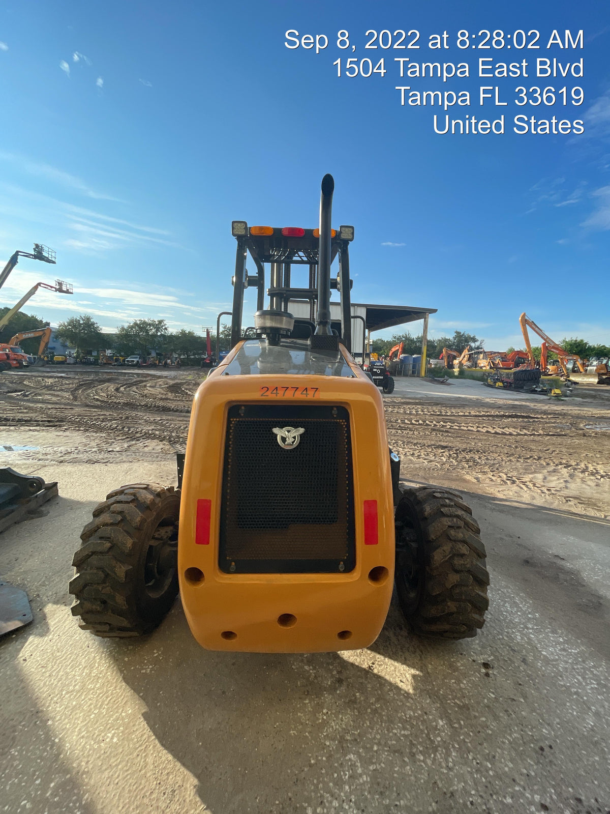 2022 CASE 586H