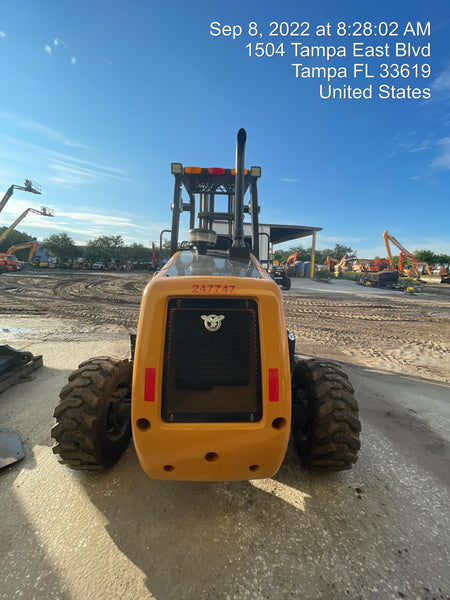 2022 CASE 586H