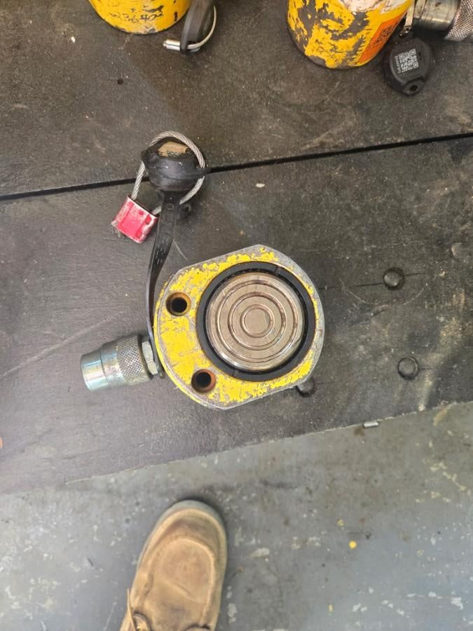 2023 ENERPAC RSM300
