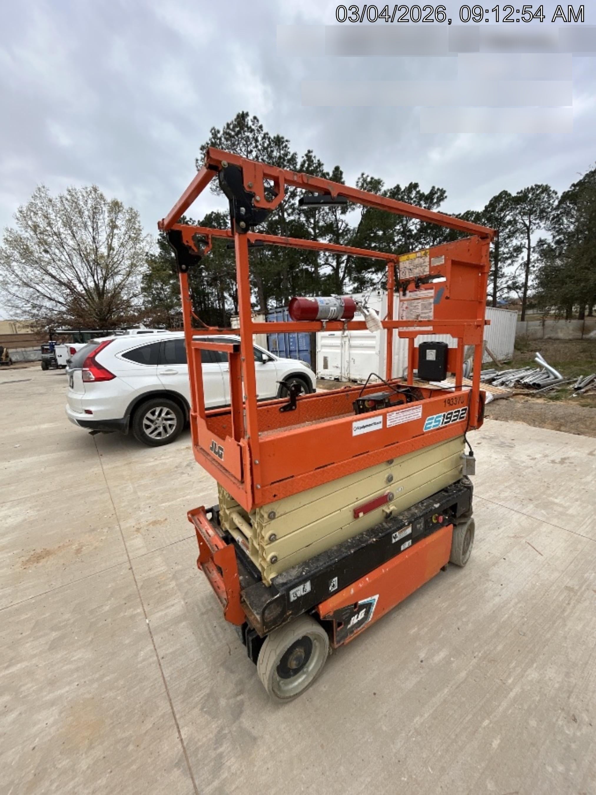 2021 JLG ES1932