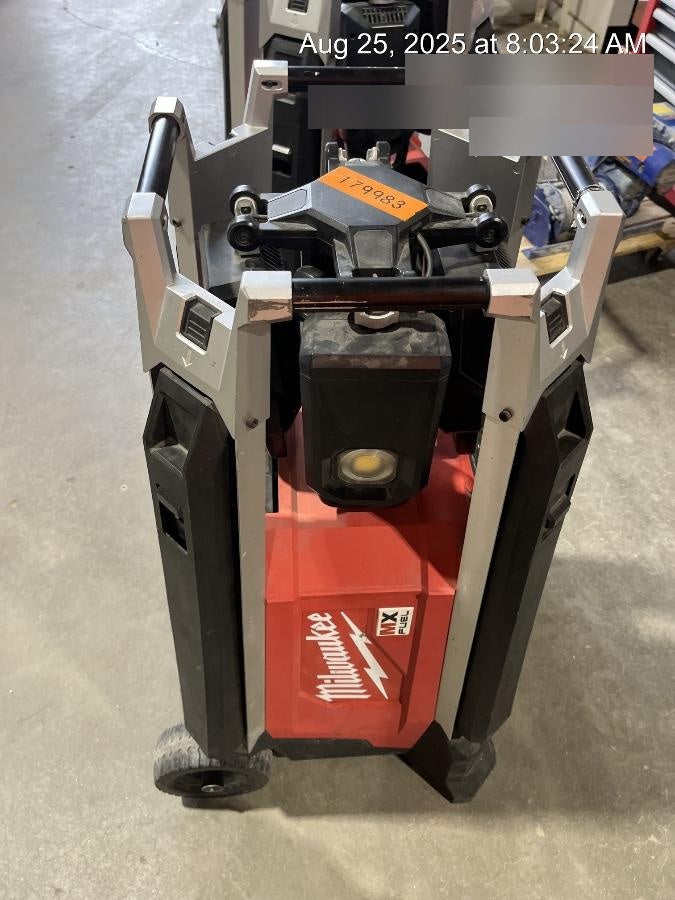 2021 MILWAUKEE MXF041-1XC