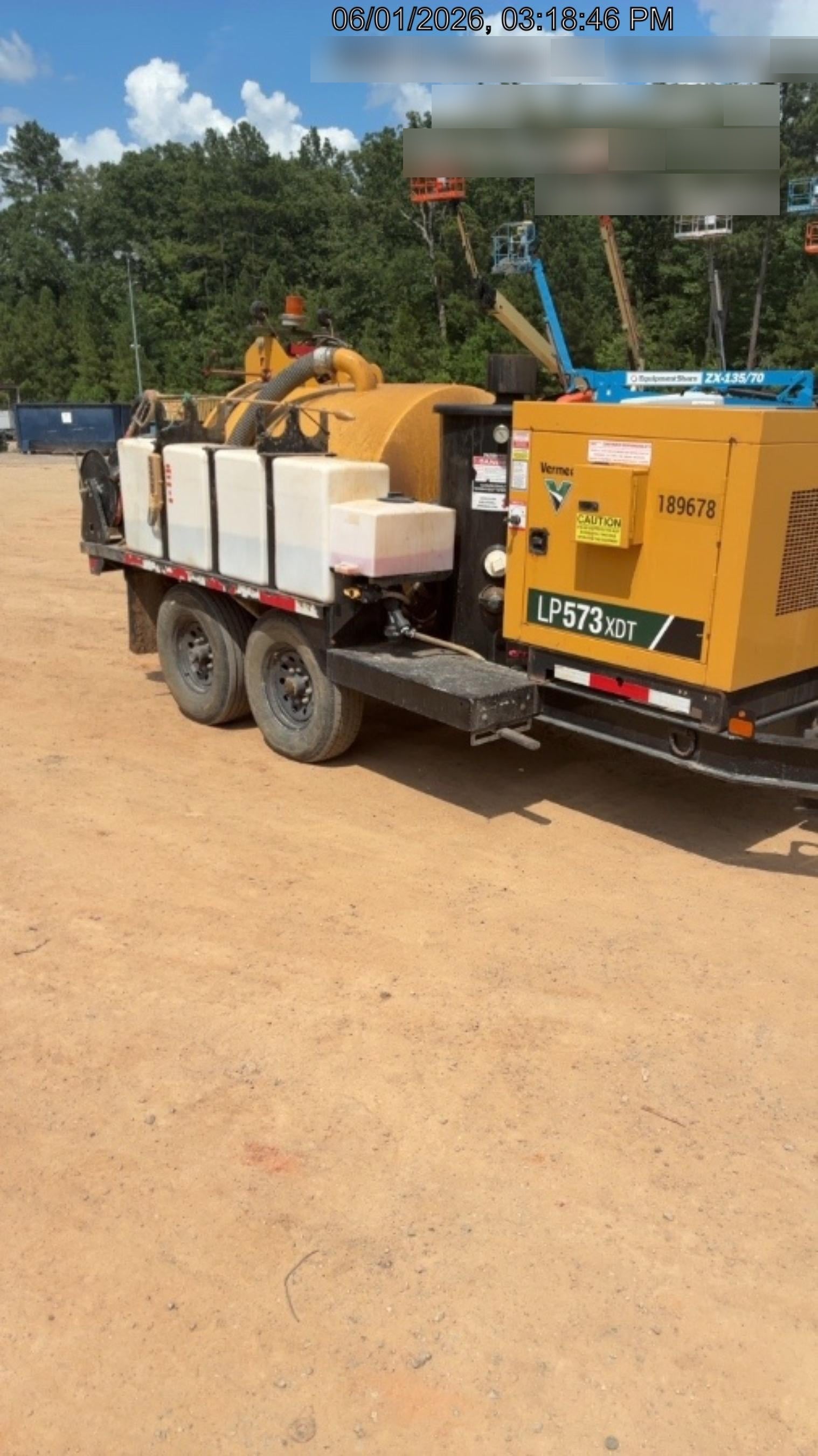 2021 Vac-Tron LP573XDT T4 Koehler Diesel Engine, 500 Gallon Debris Tank, x2 100 Gallon Water Tanks