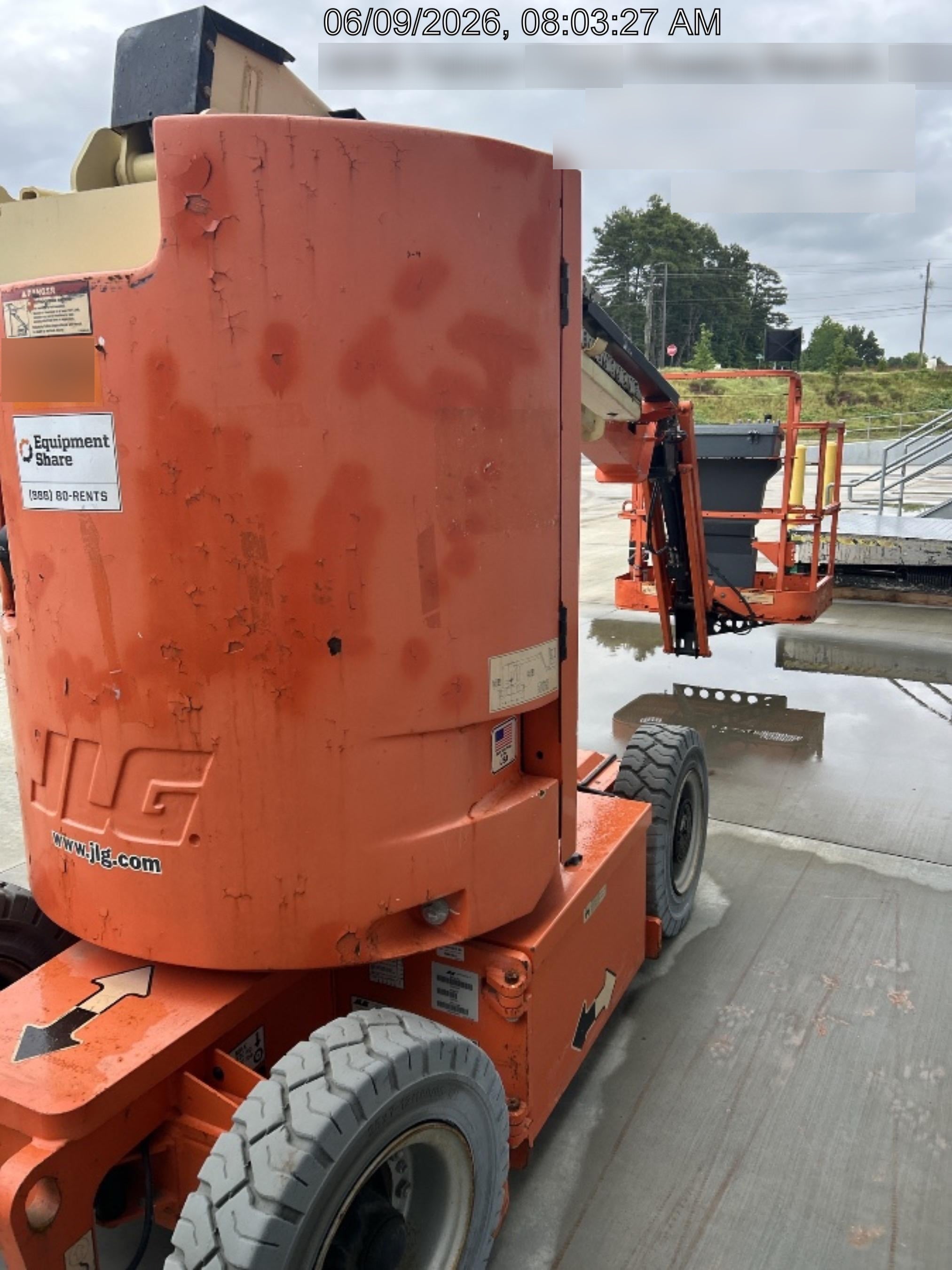 2019 JLG E300AJP