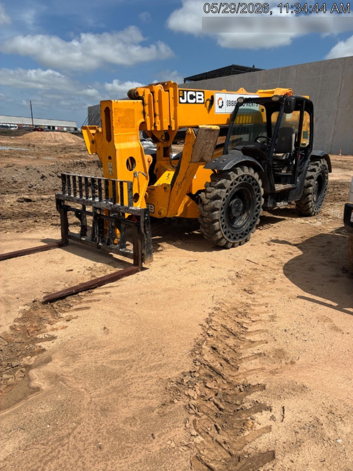 2022 JCB 510-56