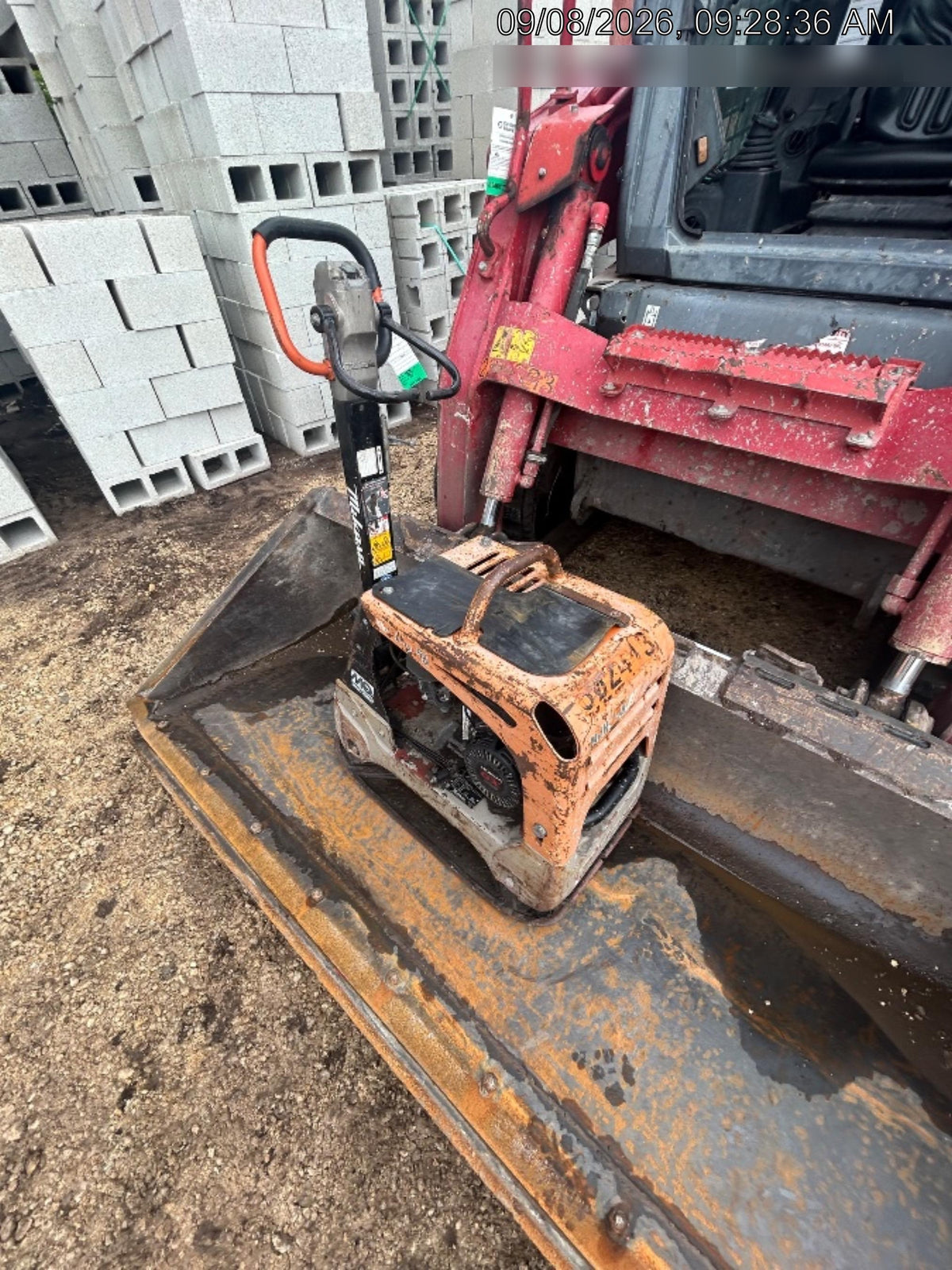 2022 TAKEUCHI TL12R2-CR