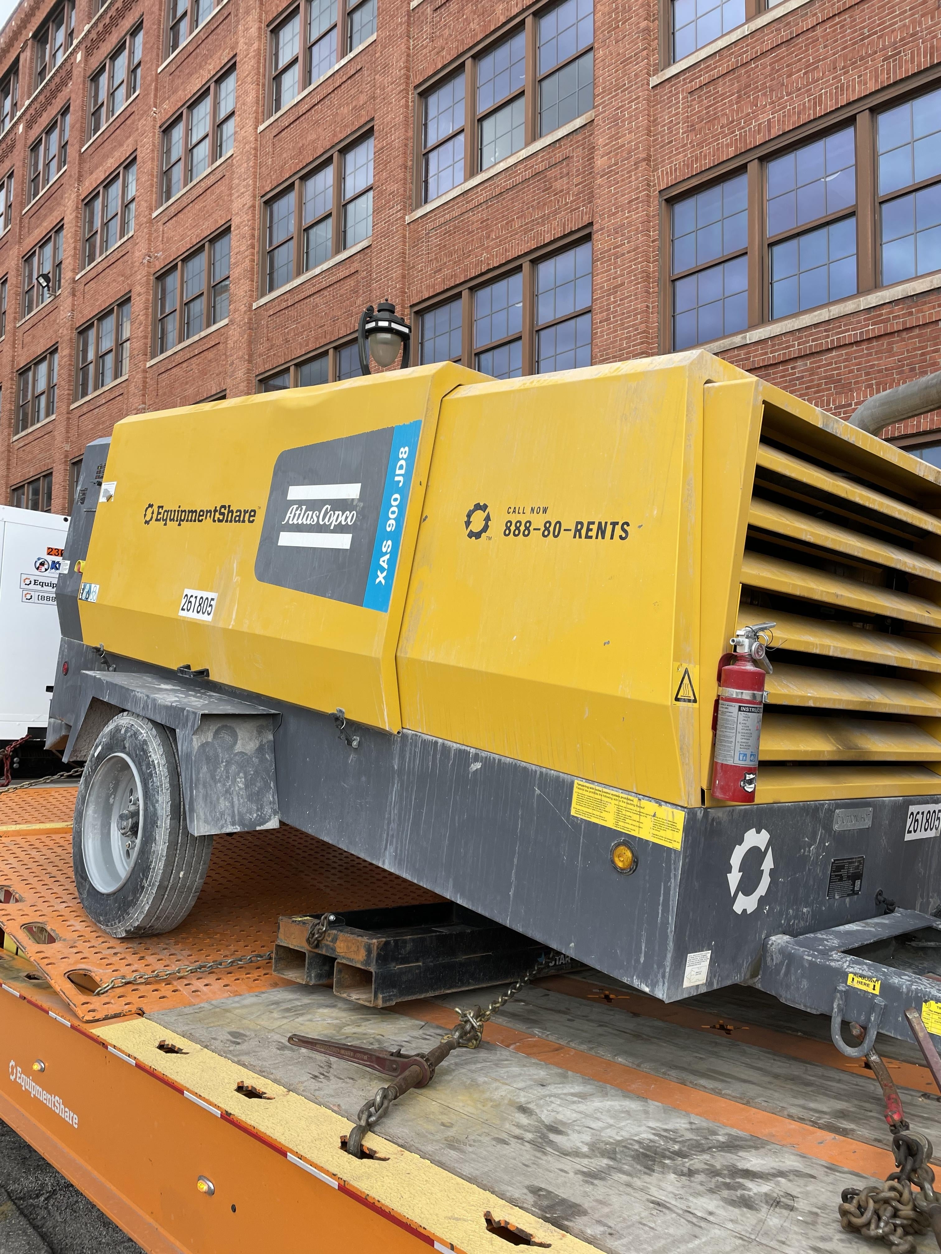2022 ATLAS COPCO XAS 900