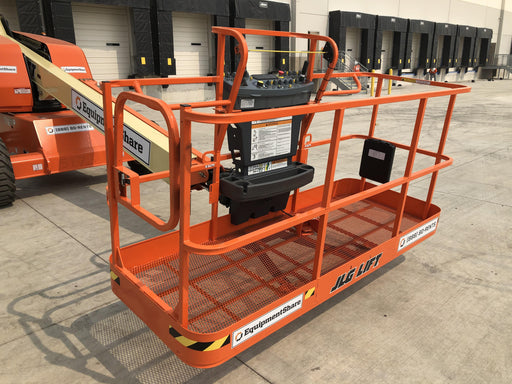 2020 JLG 400S