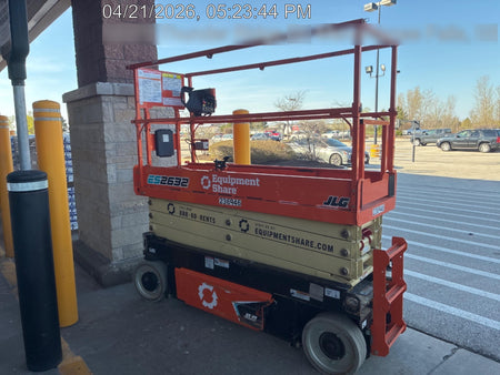 2022 JLG ES2632