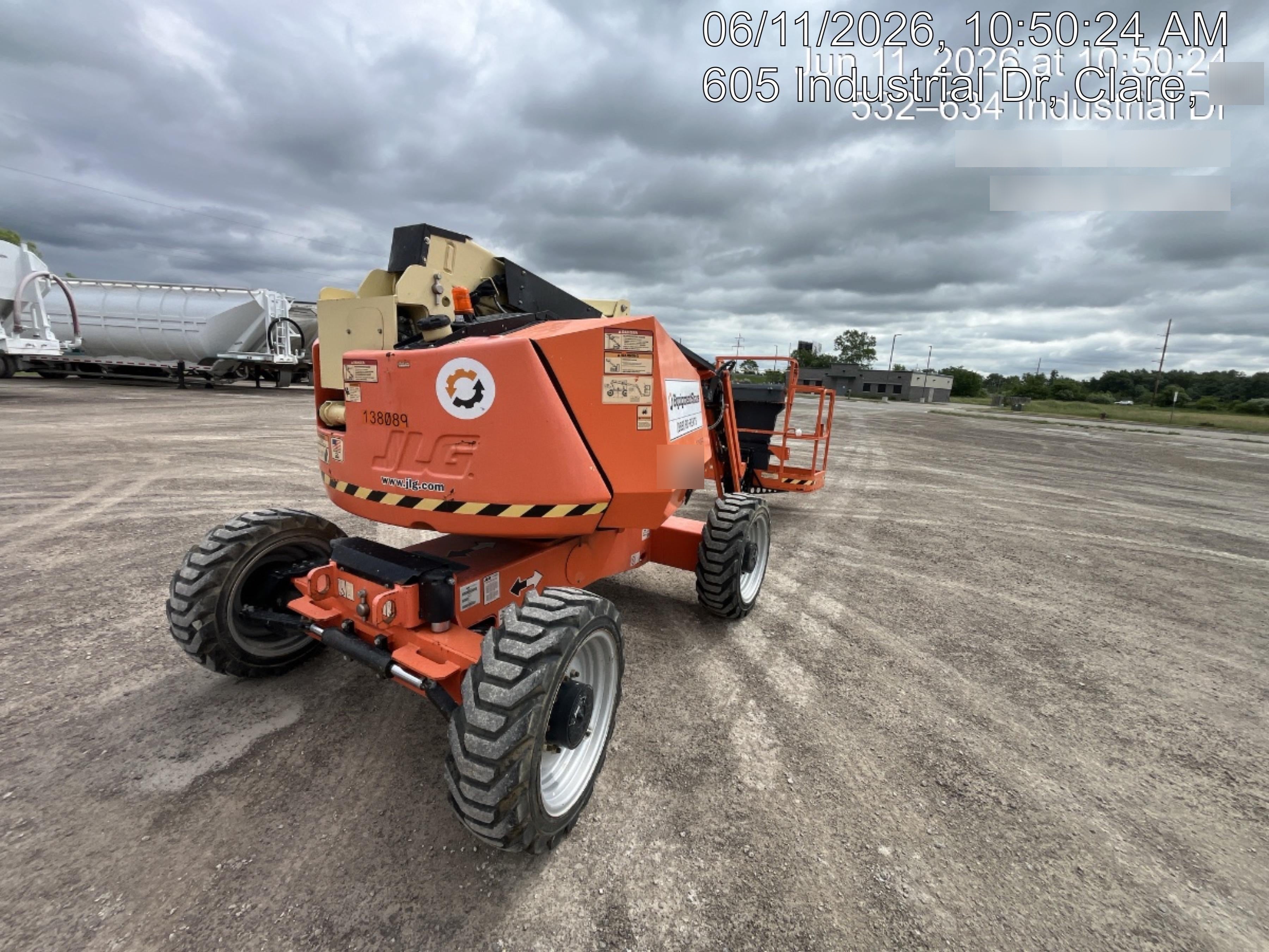 2021 JLG 340AJ