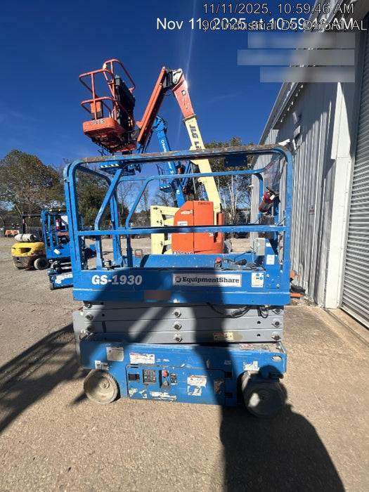 2019 Genie GS-1930 Fixed Rails with Chain Entry