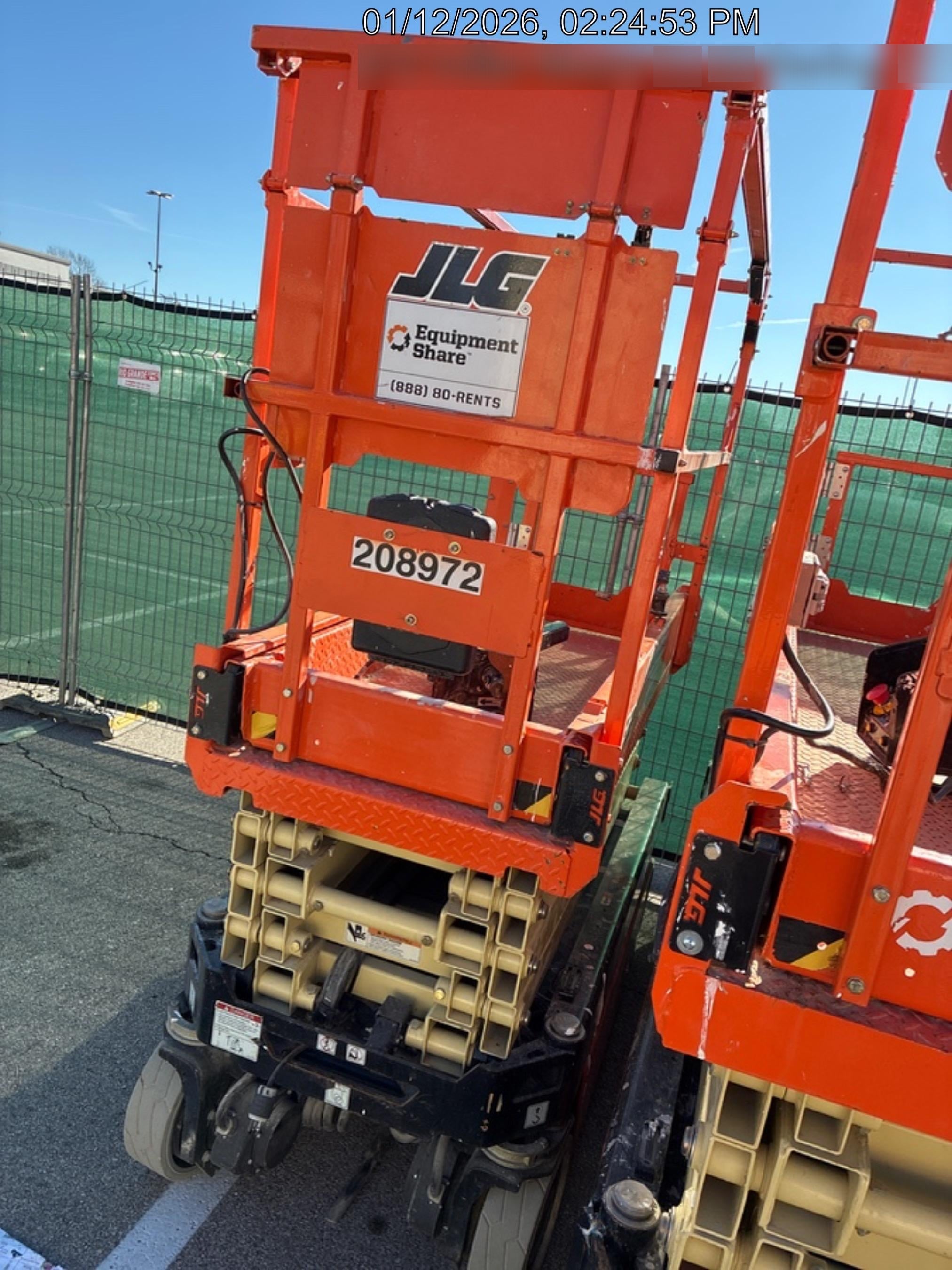 2022 JLG ES1932