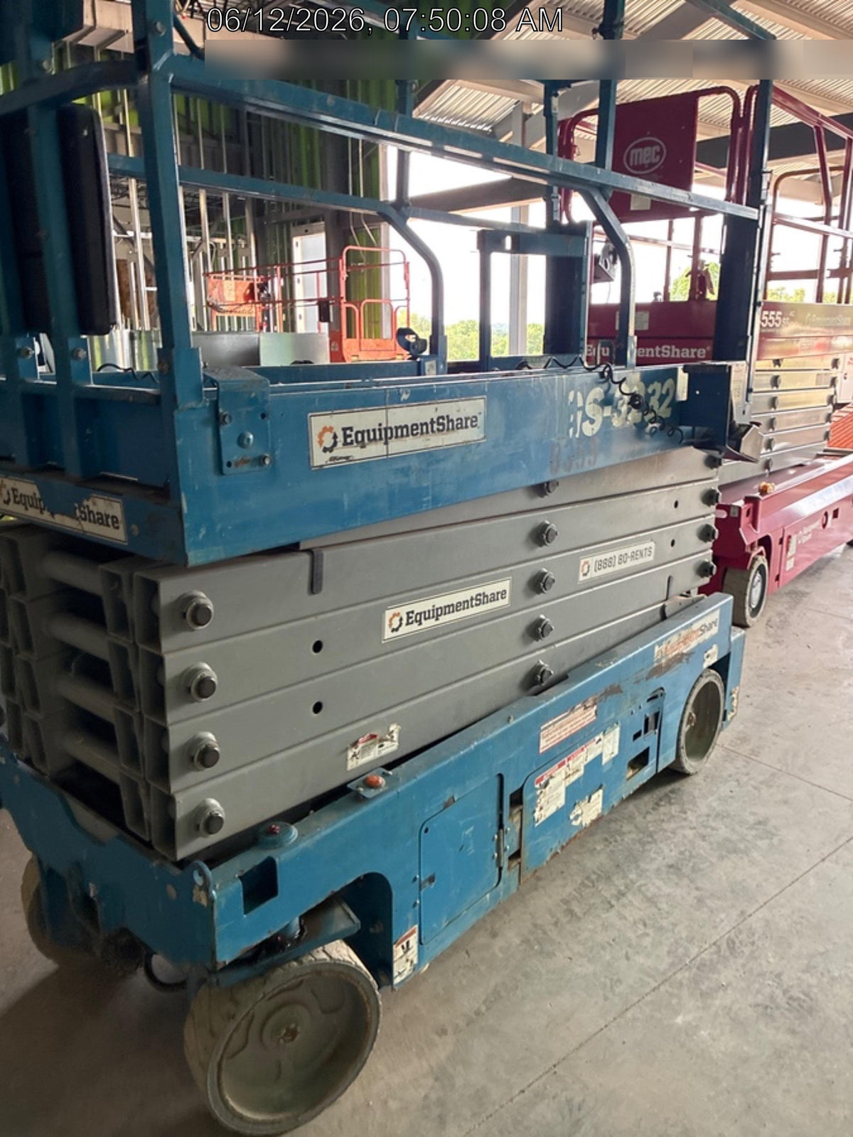 2018 Genie GS-3232 Genie GS3232 Lift w/Folding Rails and Swing Gate