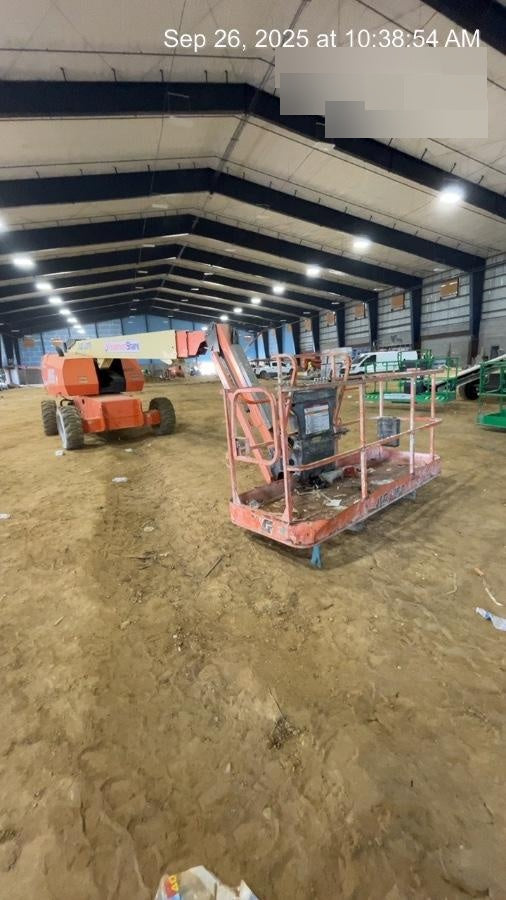 2016 JLG 660SJ