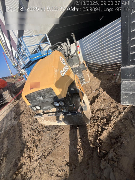 2021 CASE DV26E
