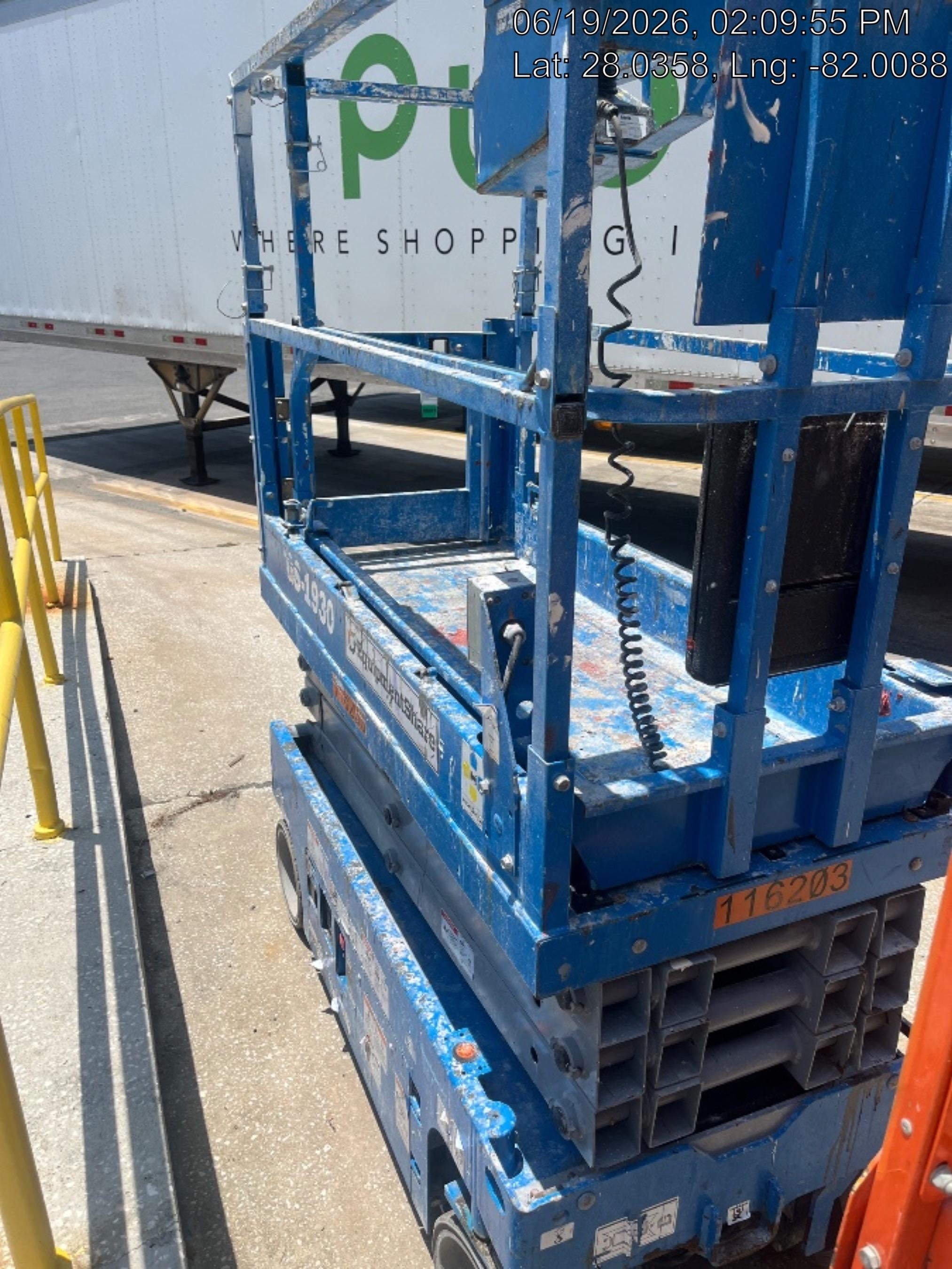 2020 Genie GS-1930 Solid Non Marking Tires, Beacon, Folding rails with half height swing gate