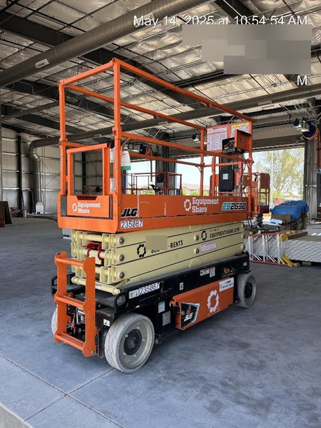 2022 JLG ES2632