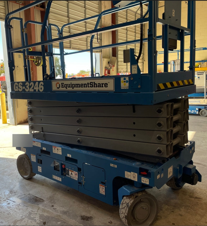 2022 GENIE GS-3246
