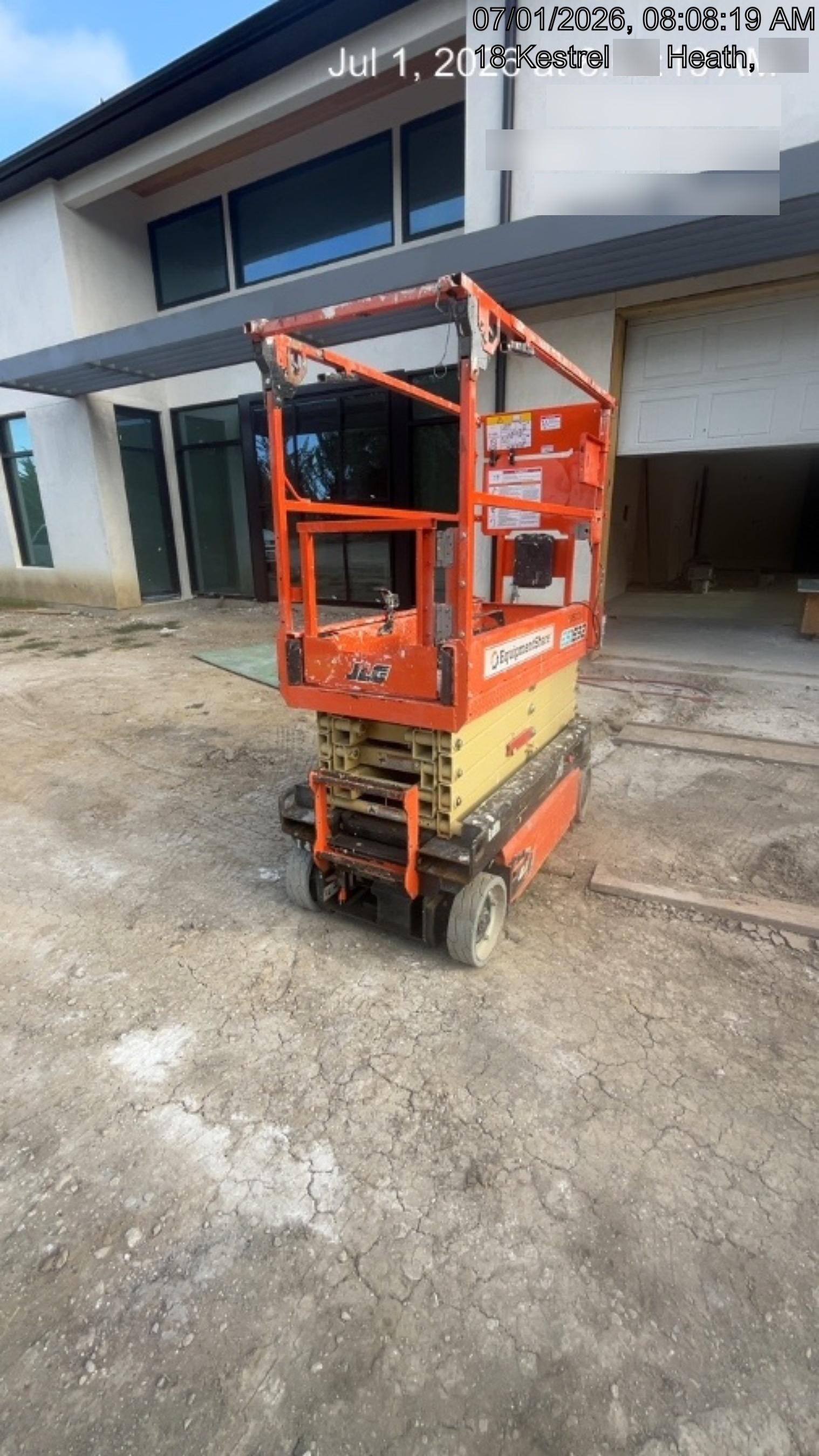 2021 JLG ES1932