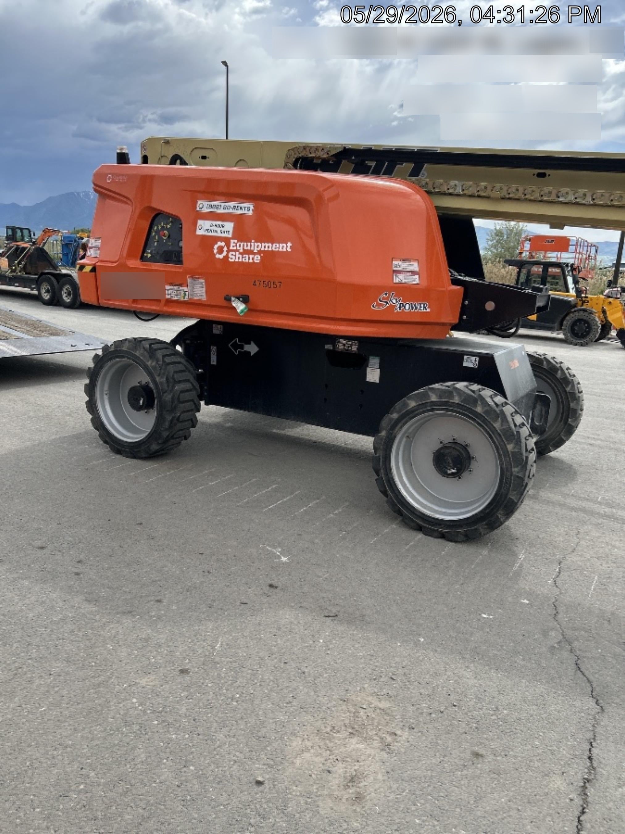2024 JLG 660SJ