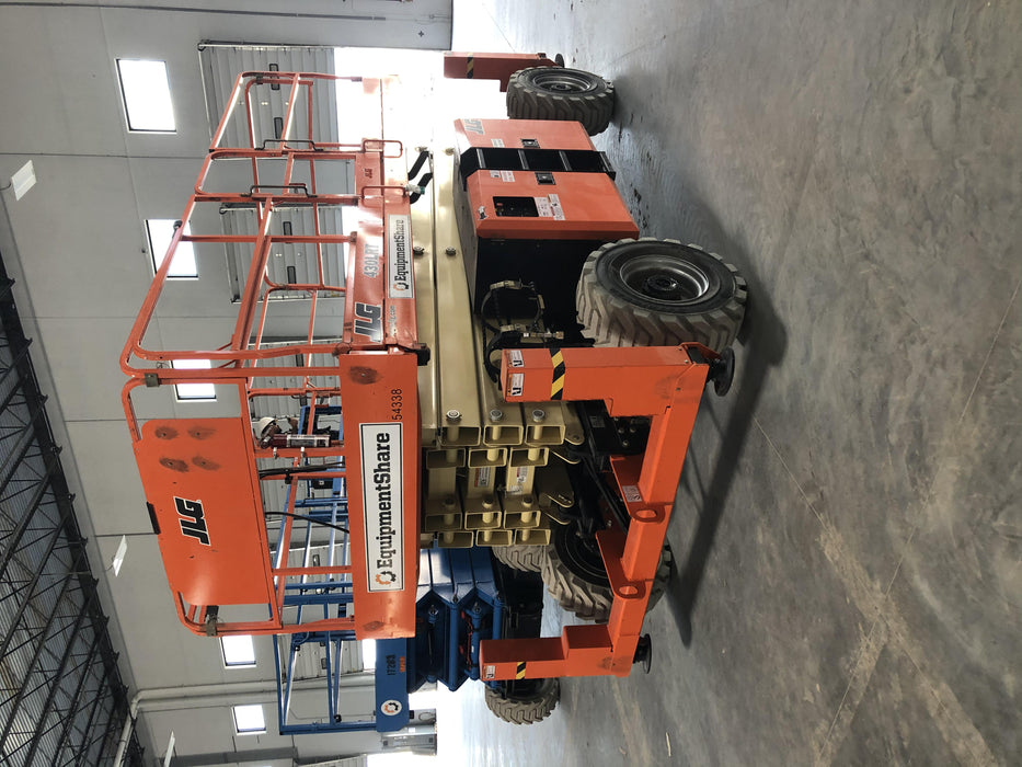 2020 JLG 430LRT